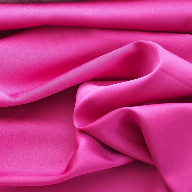 Stretch Imitat Seiden Satin in tollem Magenta | Ansicht: Stretch Imitat Seiden Satin in tollem Magenta